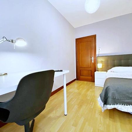 Apartamentos Milan 1 Wifi Y Parking Gratuito โอเบียโด ภายนอก รูปภาพ